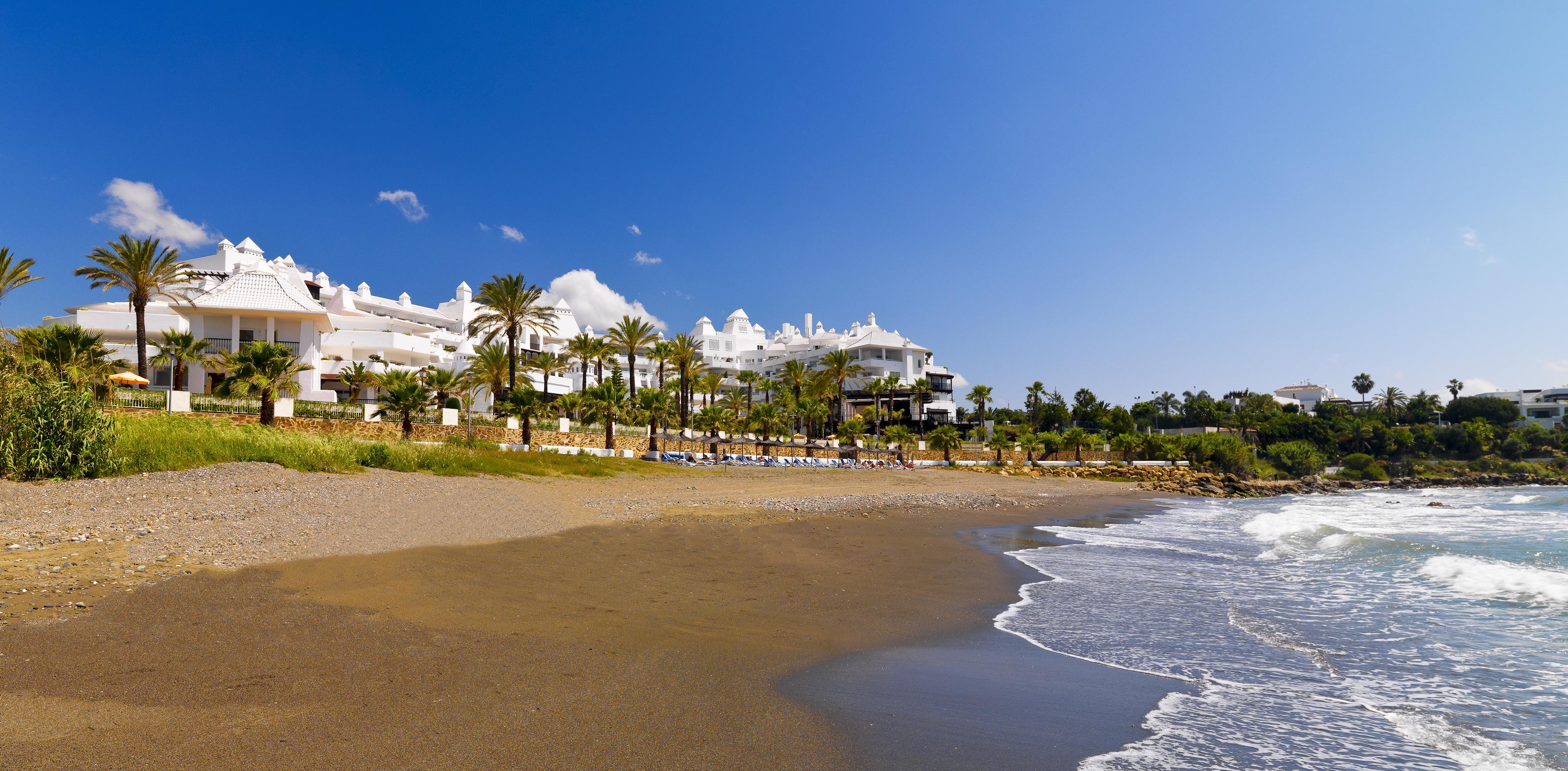 H10 Estepona Palace Exterior photo