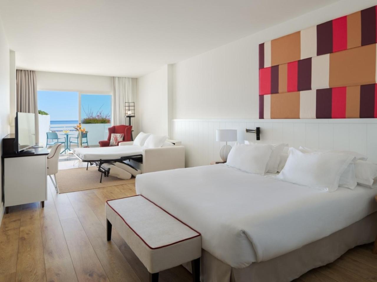 H10 Estepona Palace Exterior photo