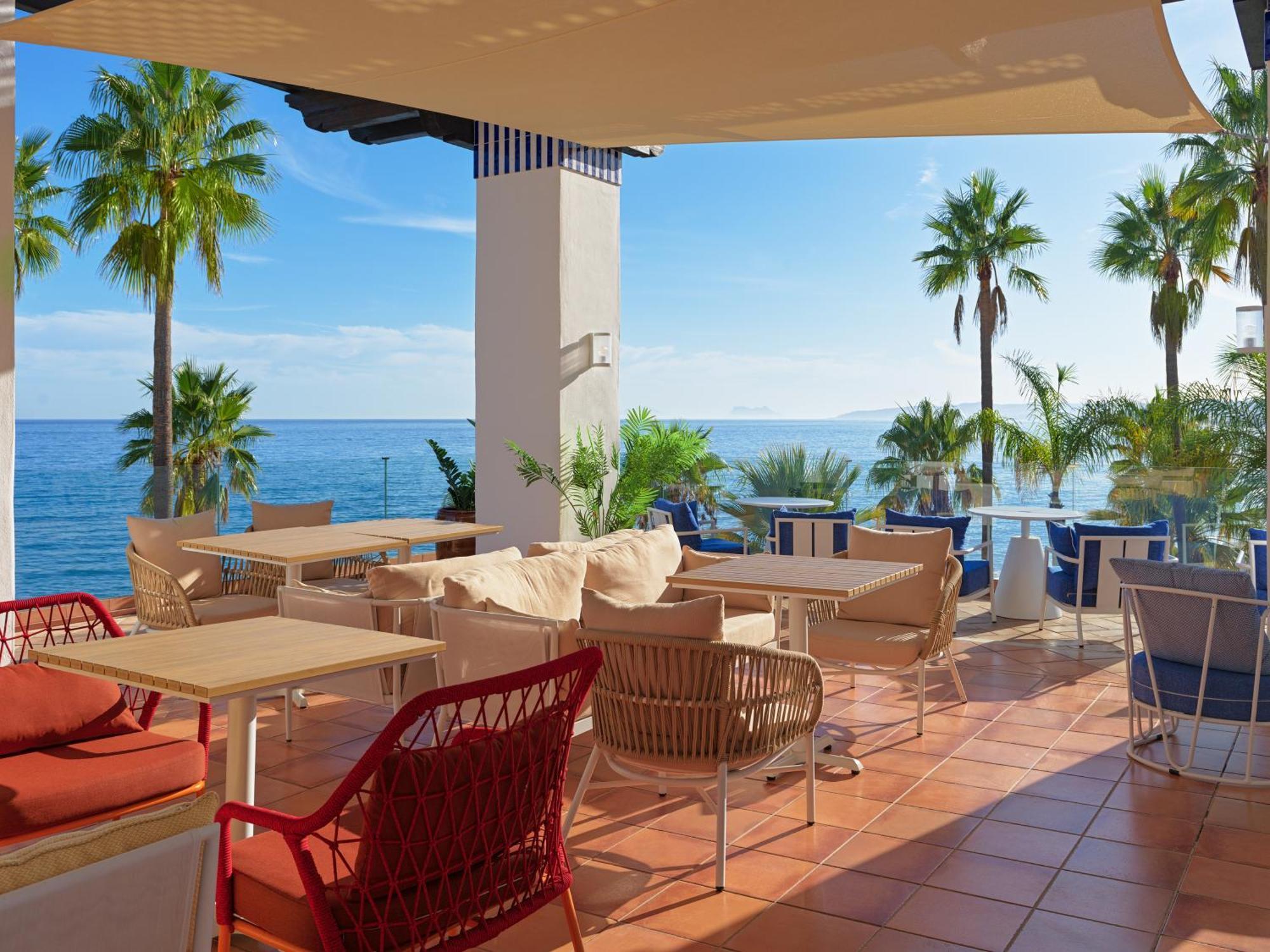 H10 Estepona Palace Exterior photo