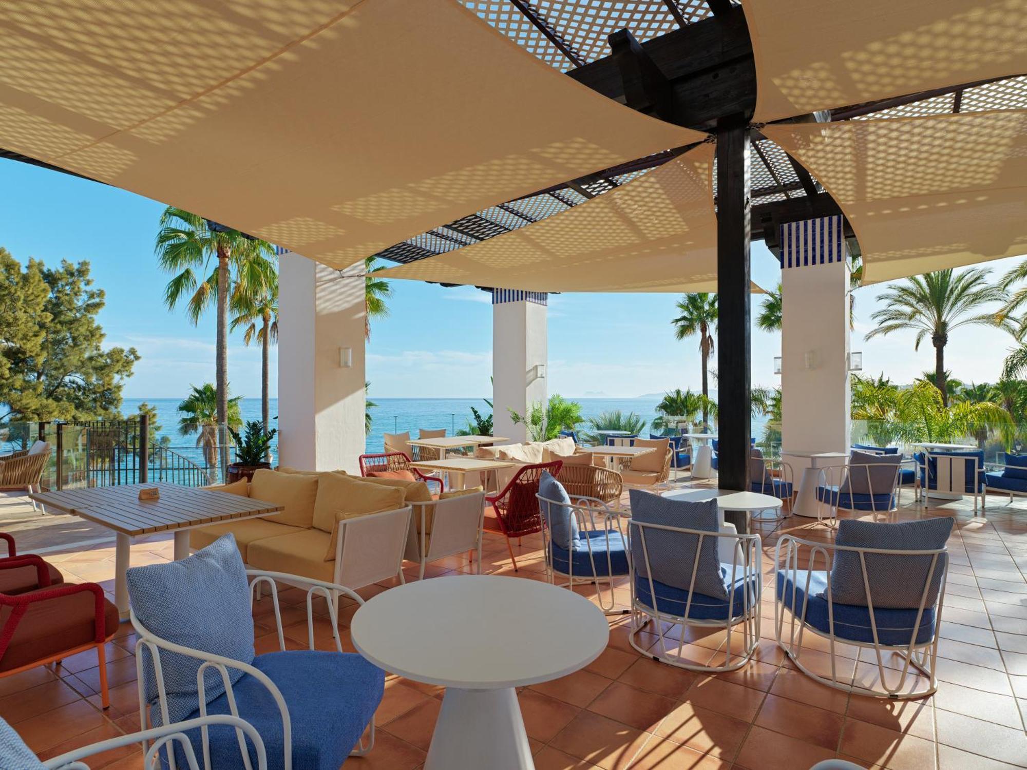 H10 Estepona Palace Exterior photo