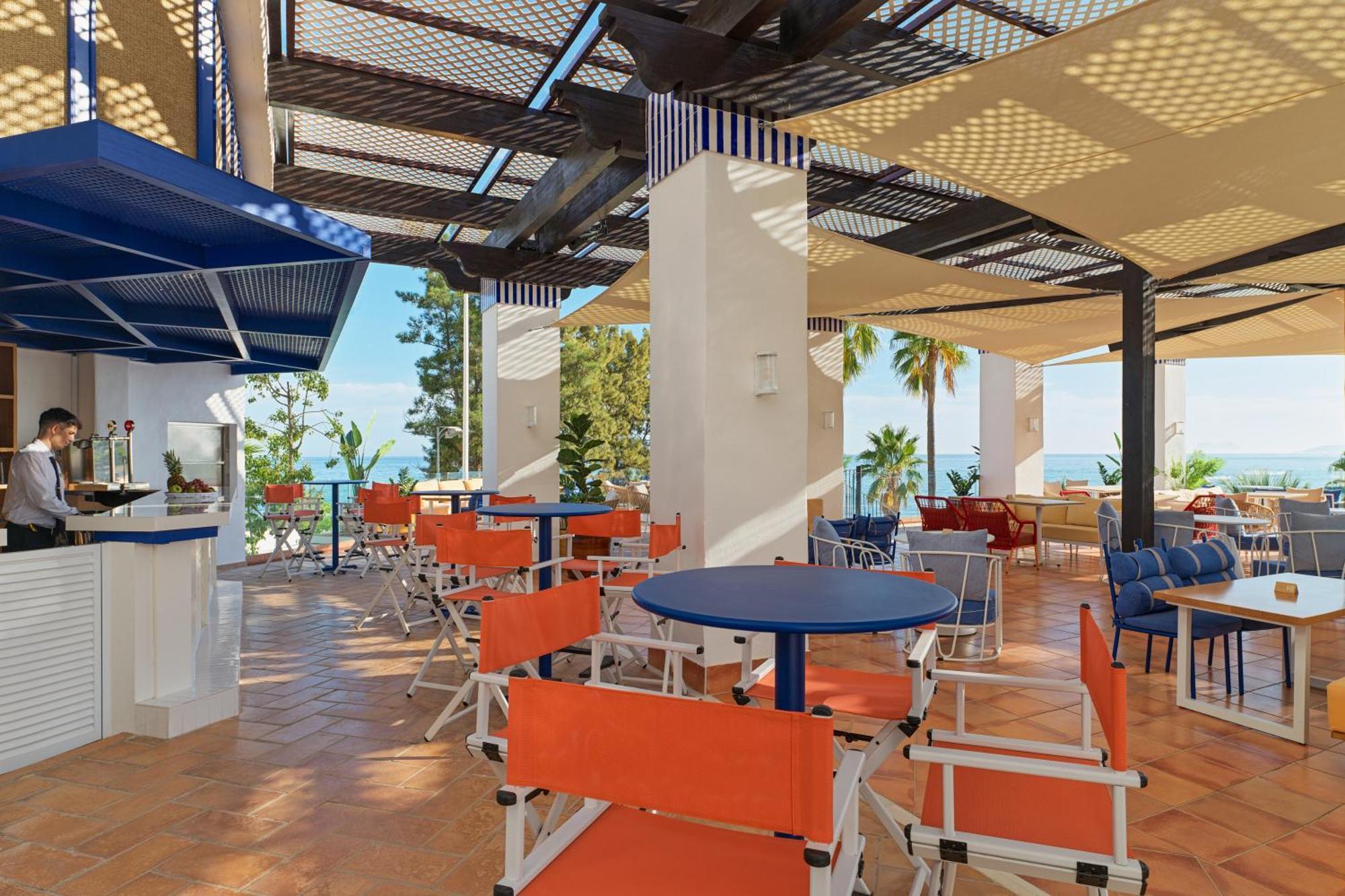 H10 Estepona Palace Exterior photo